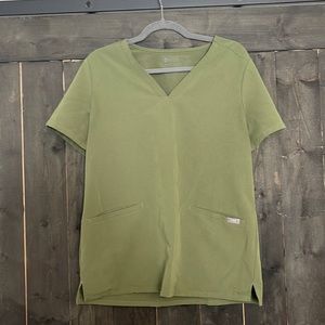 Figs Scrub Top 2 pocket